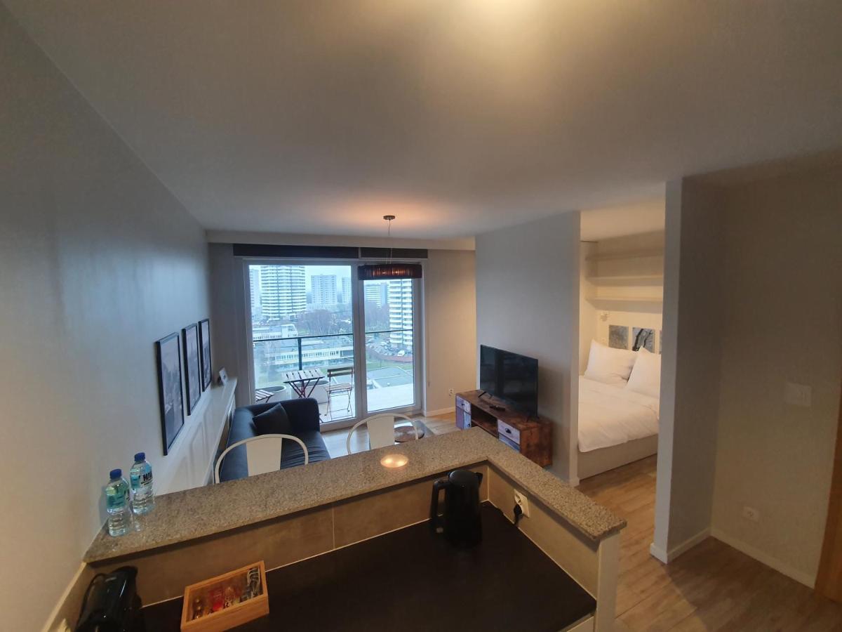 Apartament Wsrod 1000Cy Swiatel - Z Parkingiem W Hali Garazowej- Duzy Balkon Z Lezakami - Piekny Widok Noca Na Panorame Tysiaclecia Катовице Экстерьер фото