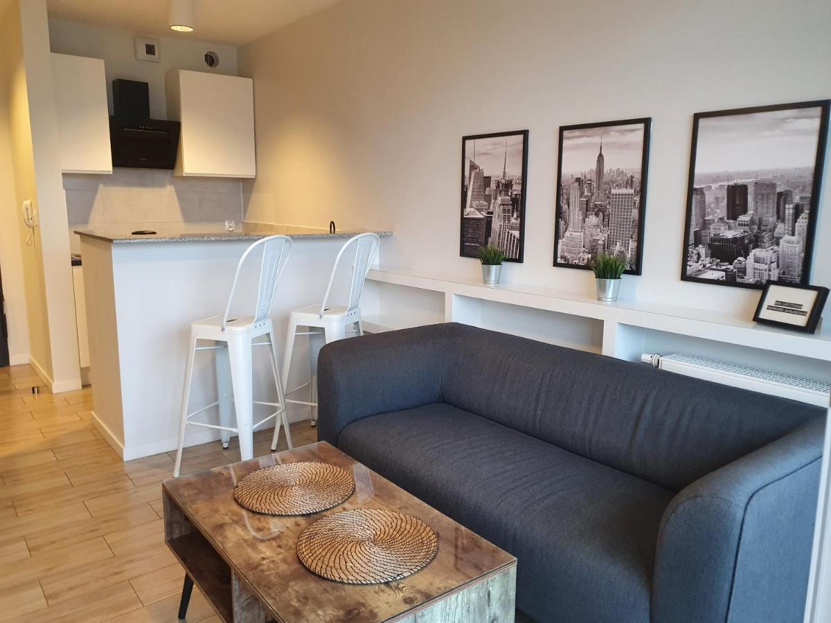 Apartament Wsrod 1000Cy Swiatel - Z Parkingiem W Hali Garazowej- Duzy Balkon Z Lezakami - Piekny Widok Noca Na Panorame Tysiaclecia Катовице Экстерьер фото