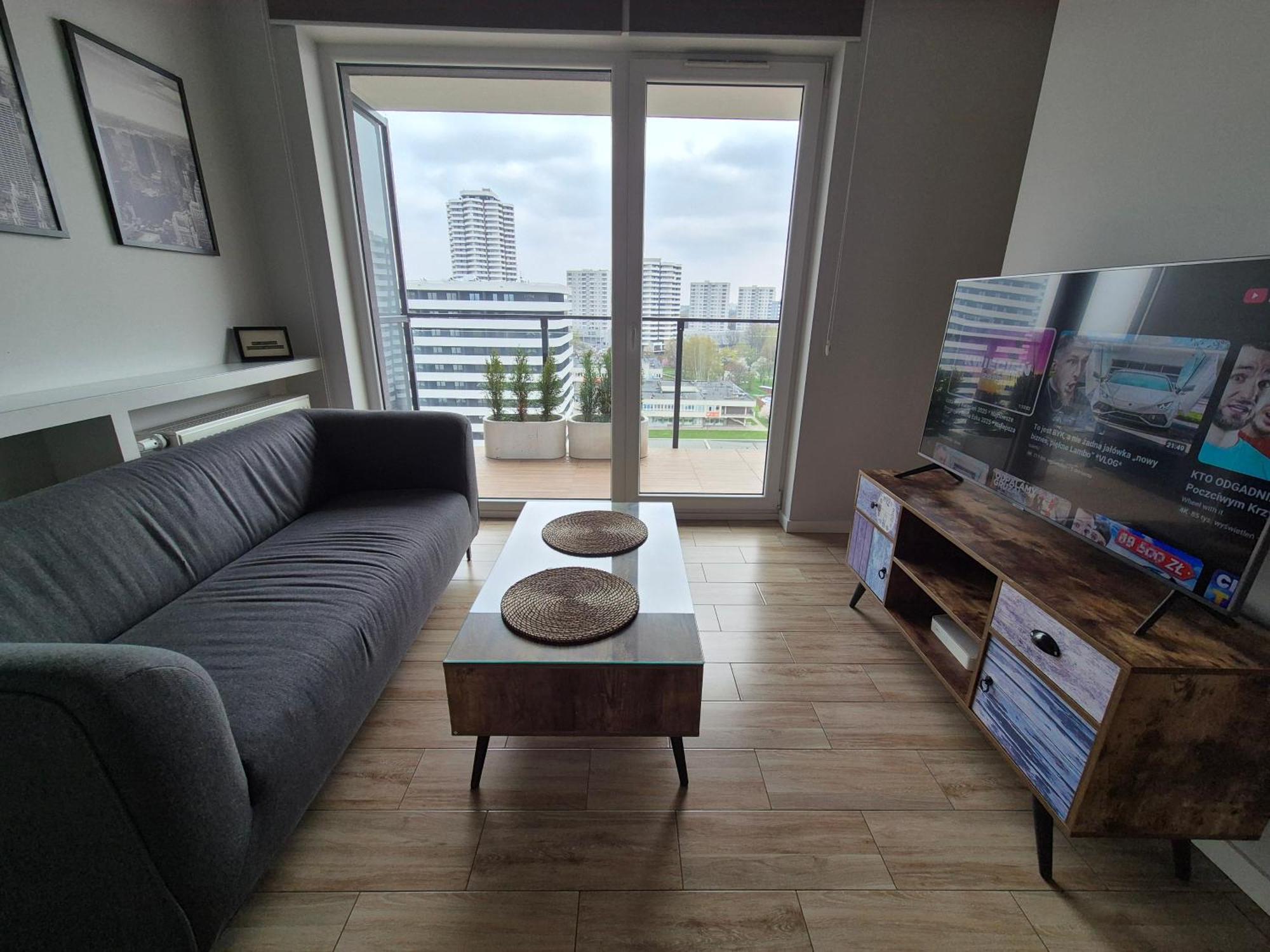 Apartament Wsrod 1000Cy Swiatel - Z Parkingiem W Hali Garazowej- Duzy Balkon Z Lezakami - Piekny Widok Noca Na Panorame Tysiaclecia Катовице Экстерьер фото