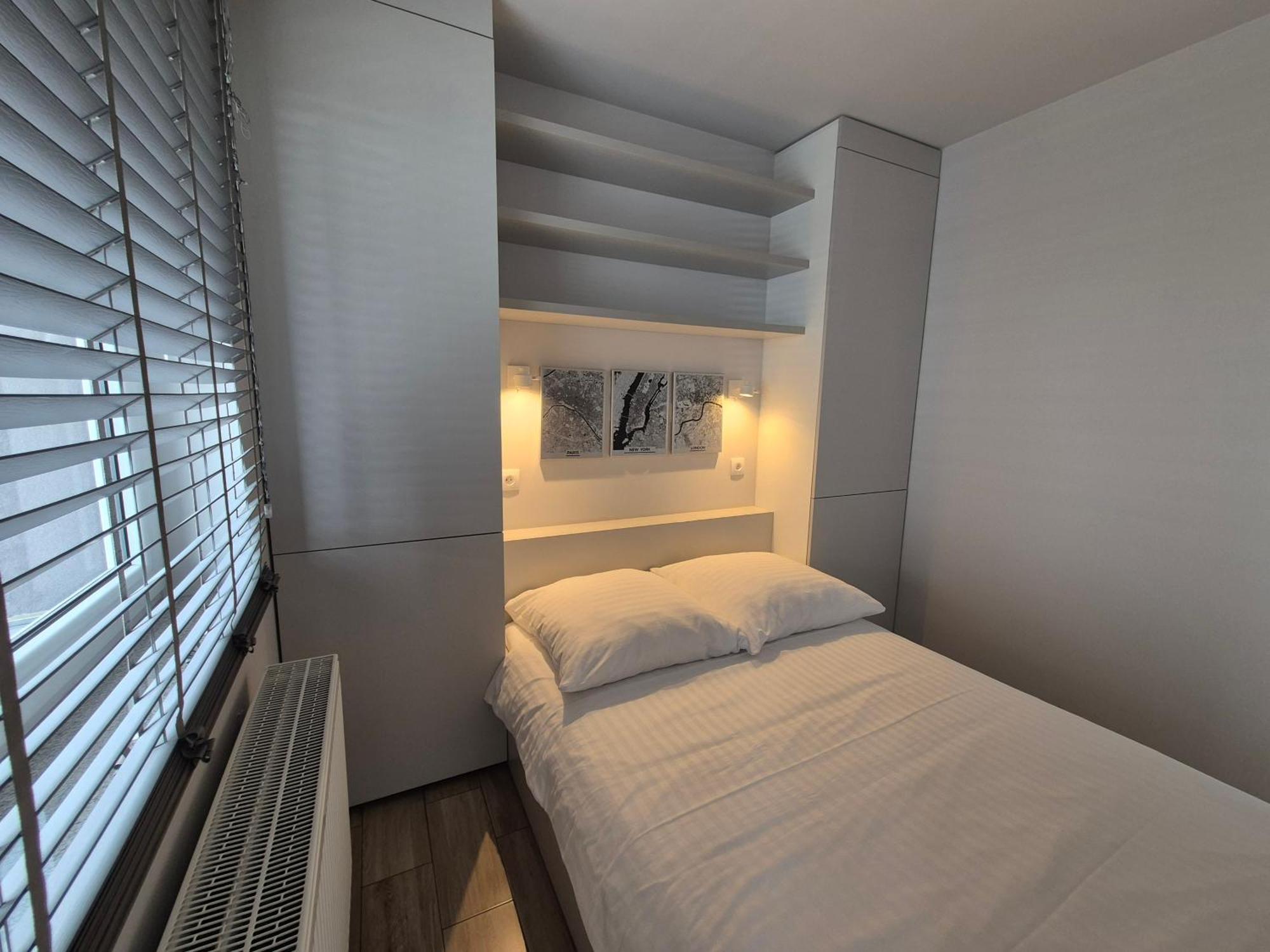 Apartament Wsrod 1000Cy Swiatel - Z Parkingiem W Hali Garazowej- Duzy Balkon Z Lezakami - Piekny Widok Noca Na Panorame Tysiaclecia Катовице Экстерьер фото